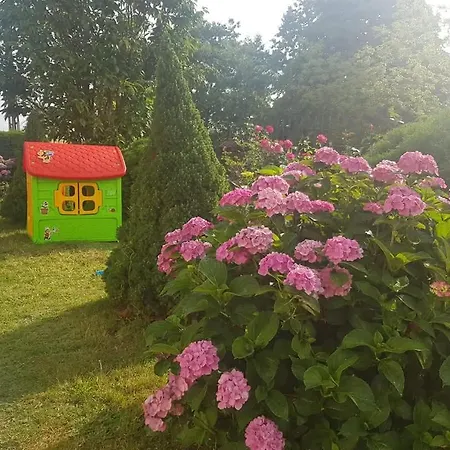 ゲストハウス Sloneczny Zakatek Ustka-przewloka *